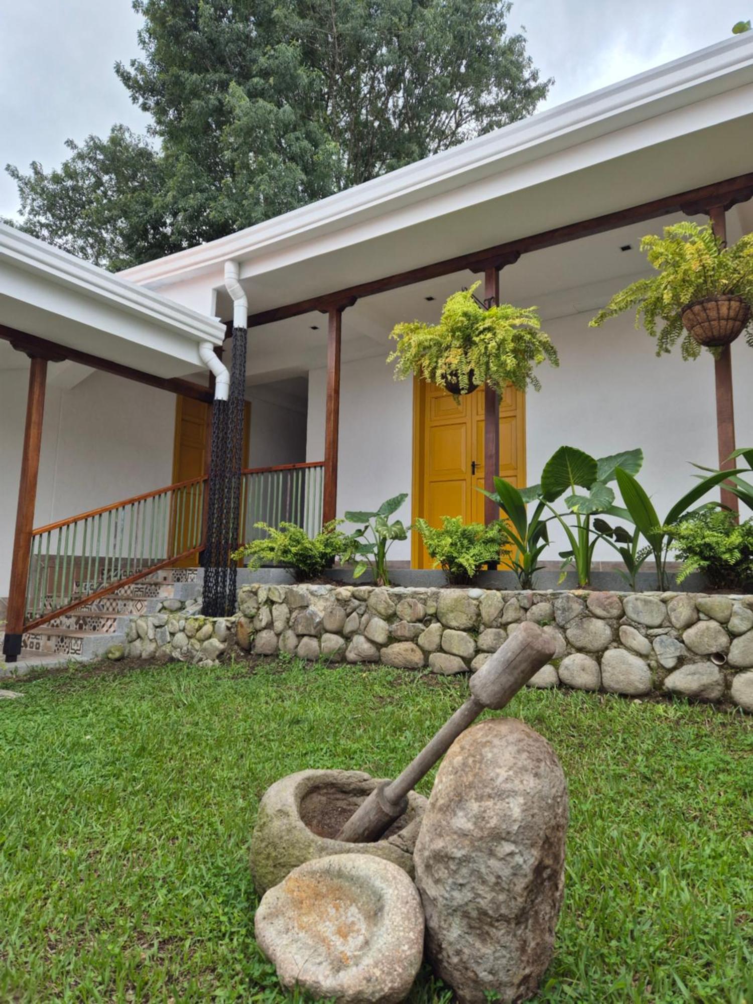 Casa Serafin Hotel 萨兰托 外观 照片